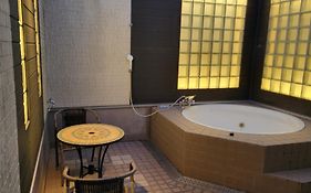 ホテルカザン (大人専用)